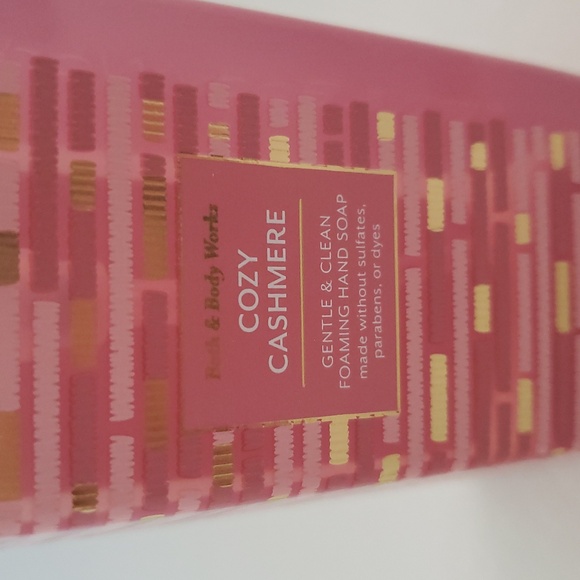 🥳3/20🥳  Bath & Body Works COZY CASHMERE - Foaming Hand soap - Picture 3 of 5